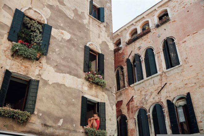 Photo d'illustration. Façades à Venise.
