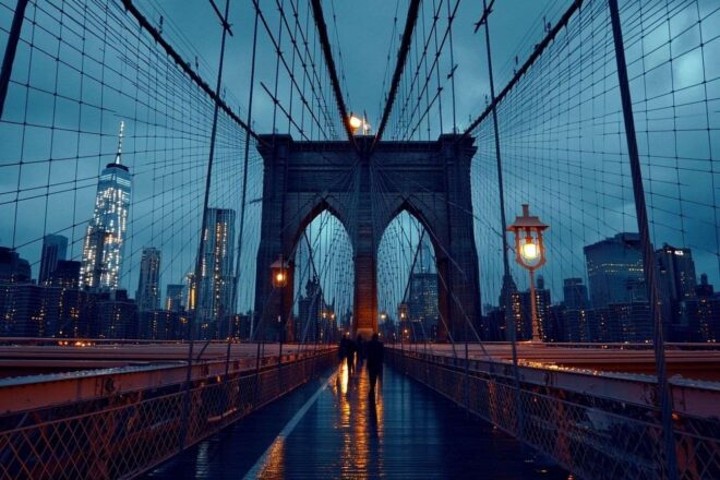 Image d'illustration. Vue époustouflante du pont de brooklyn au crépuscule