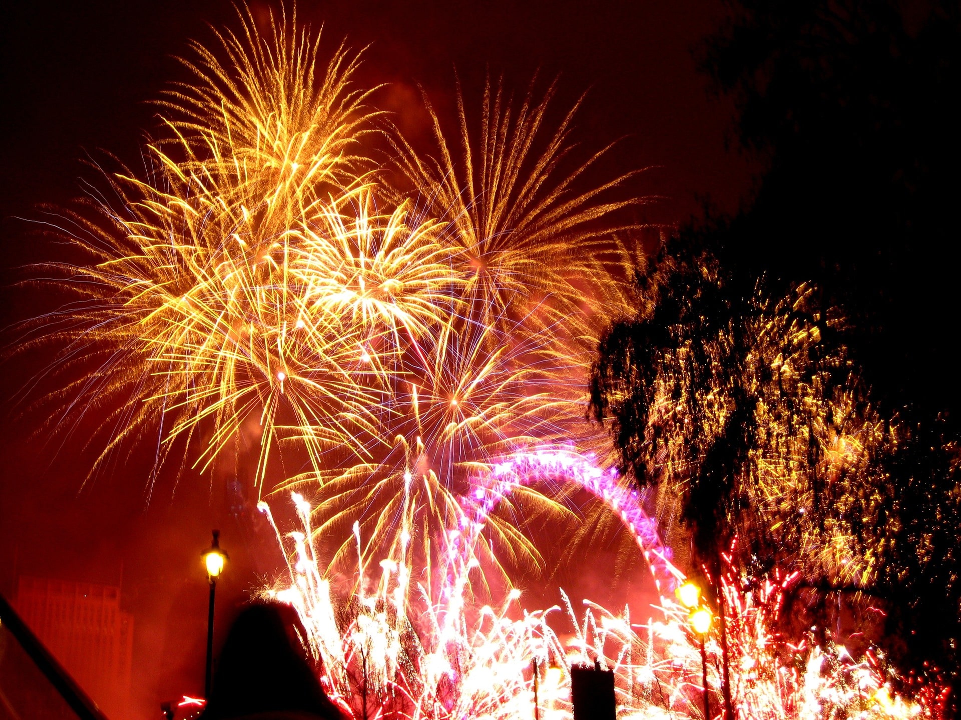 Des feux d'artifice à Londres.