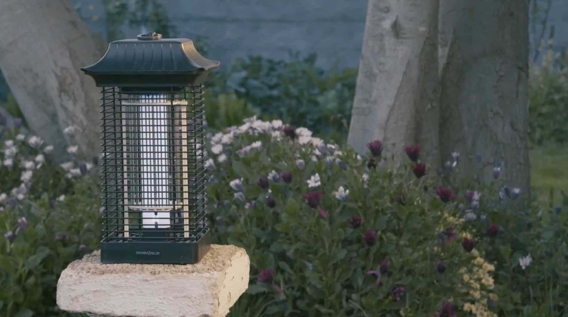 Lampe anti-insectes de la marque Sahara Sailor.