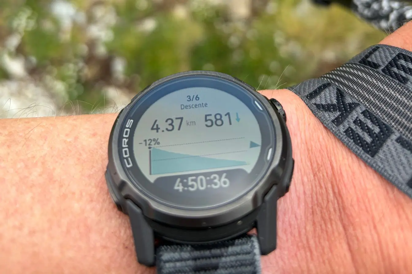 Montre Coros Apex4